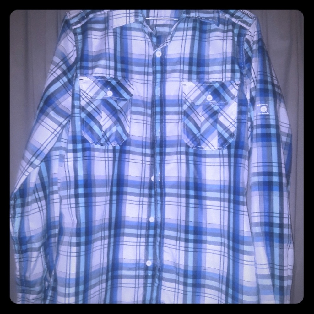 Xl boys long sleeve button down shirt